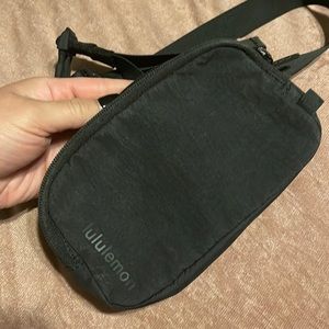 Lululemon mini belt bag